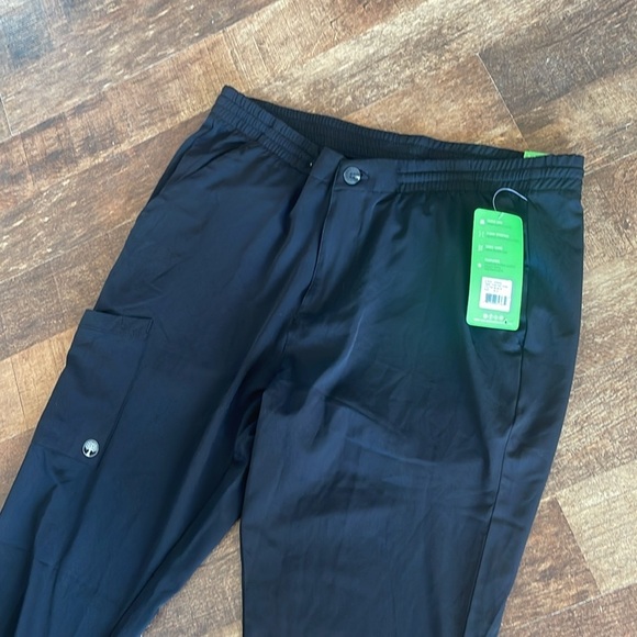 HH-Works Healing Hands Men's Ryan Multi-Pocket Cargo Scrub Pant - Picture 6 of 8